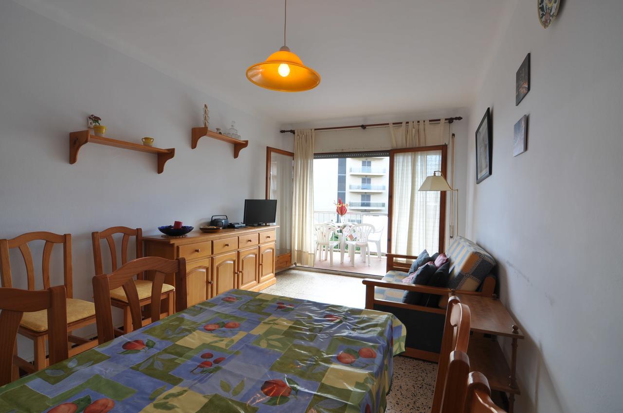 Apartament Rnet - Roses II Zewnętrze zdjęcie